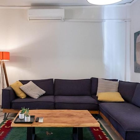 Art House Apartment Drama Exterior photo